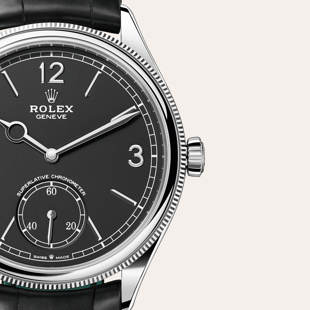 Rolex 1908 39 mm, 18 kt beyaz altın, cilalı yüzey M52509-0002